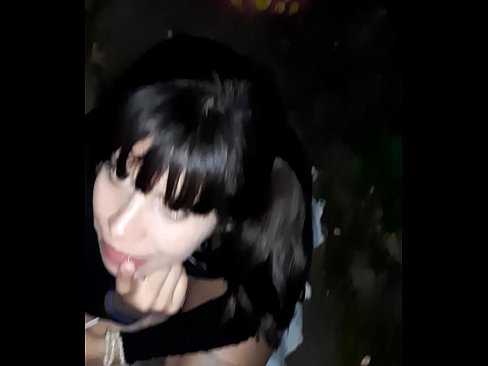 ❤️ На улица отечен пенис во замена за бонбони ❤❌ Руско порно на mk.prendiporno.ru ️❤